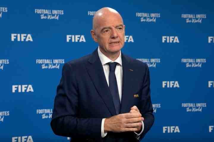 BBC：欧足联要求国际足联11月2日前公布因凡蒂诺文件